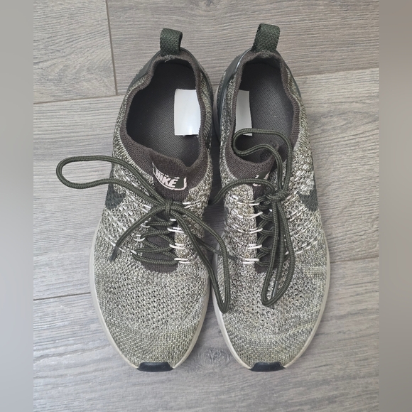 Nike Air Zoom Mariah Flyknit Racer Mica Green Womens 6 - Picture 4 of 7